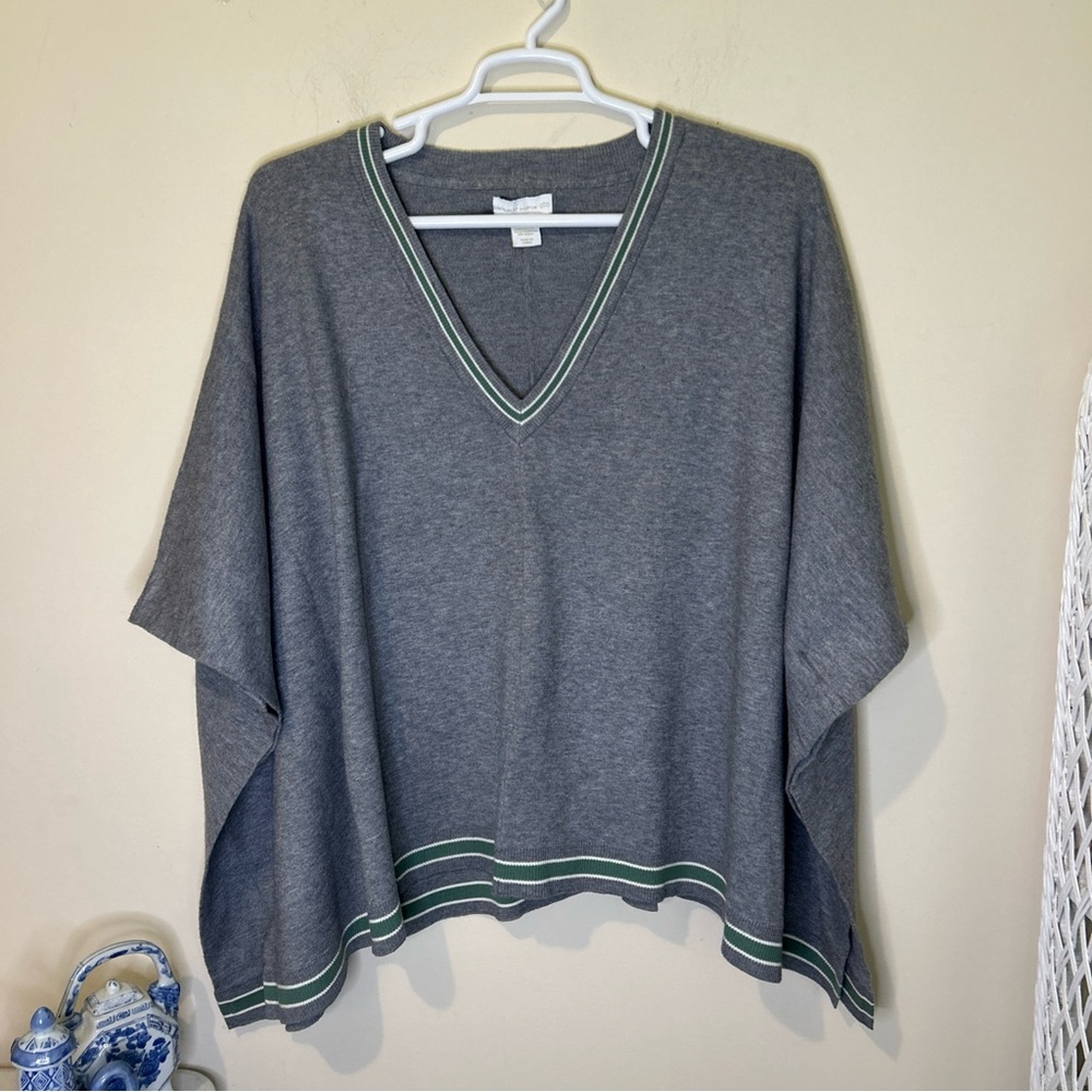 House Of Harlow 1960 Women’s Large Gray Sweater Wrap Sleeves Heavyweight Poncho